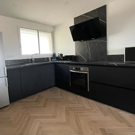 Cosy Avec Vue Imprenable Sur La Cite Апартаменты *