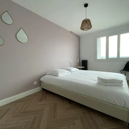 Cosy Avec Vue Imprenable Sur La Cite *